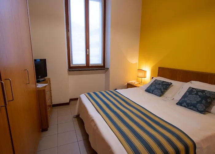 Le Due Corti קומו