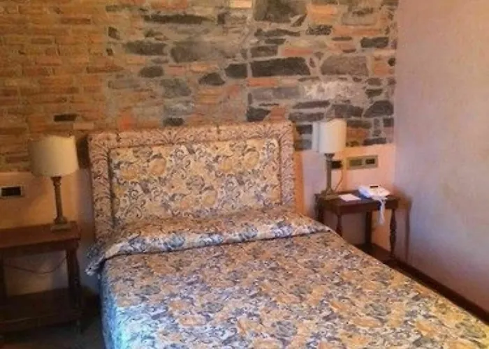 Le Due Corti 4* קומו