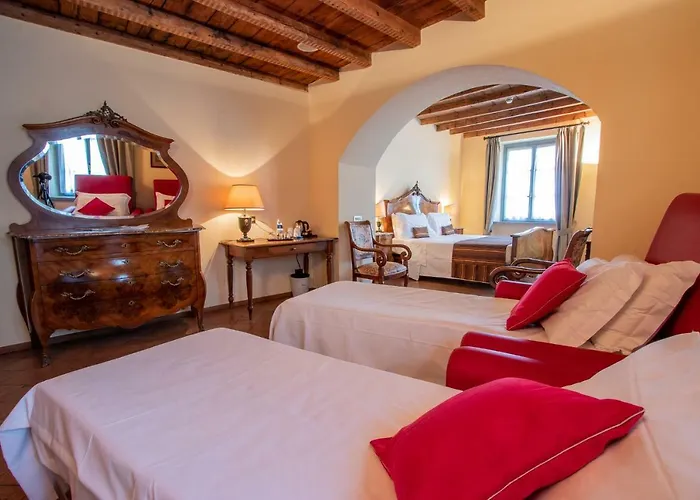 Le Due Corti Όπως