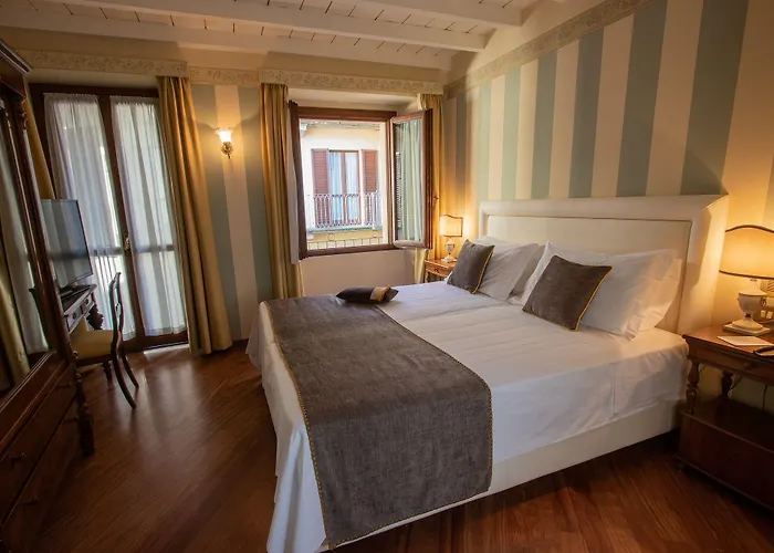 Hotel Le Due Corti Como